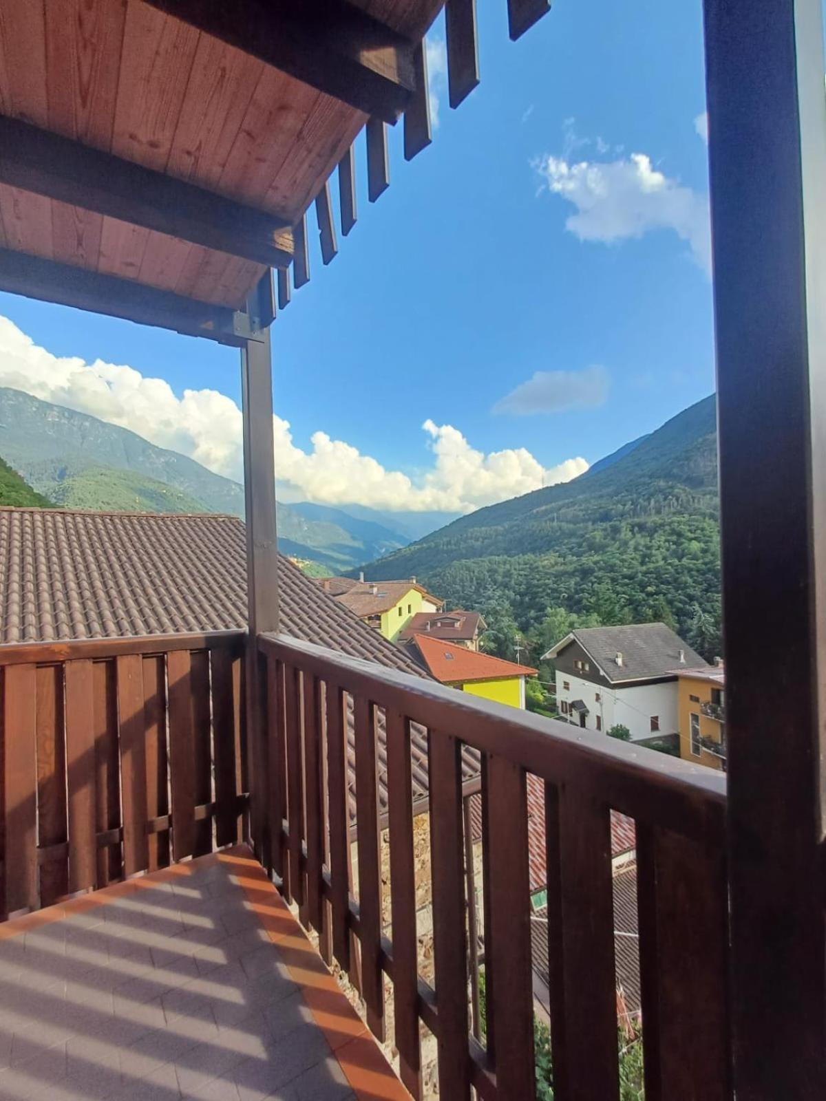 Casa Vacanze Ca' Moreschi Berzo エクステリア 写真